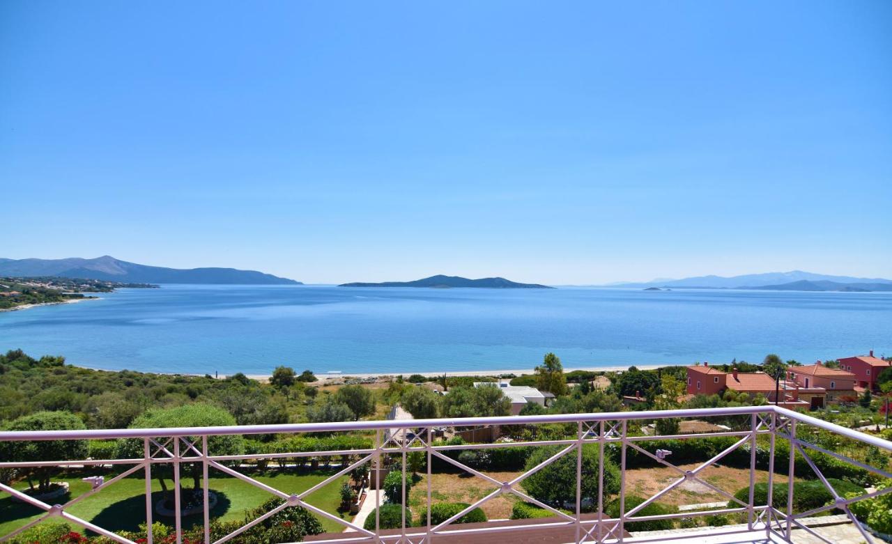 Blue Bay View - Beach House Vathirrevma Zewnętrze zdjęcie